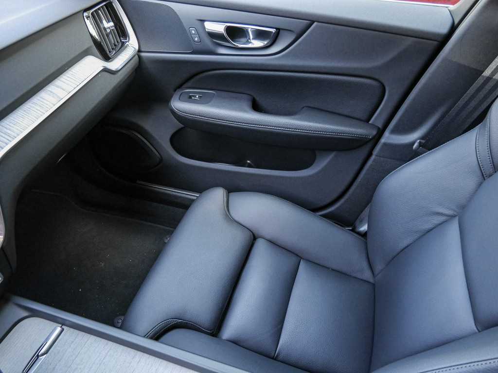 Volvo  D3 Geartronic Inscription AHK CD KAM NAVI