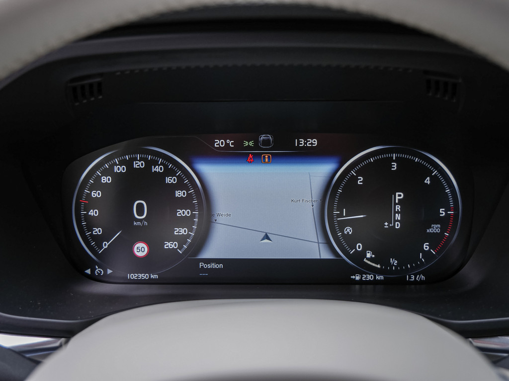 Volvo  D5 AWD Inscription Luft Kam Pano