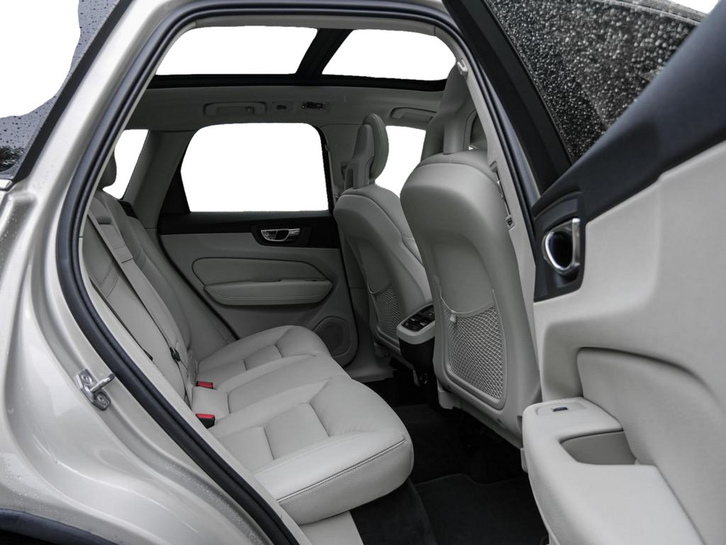 Volvo  D5 AWD Inscription Luft Kam Pano