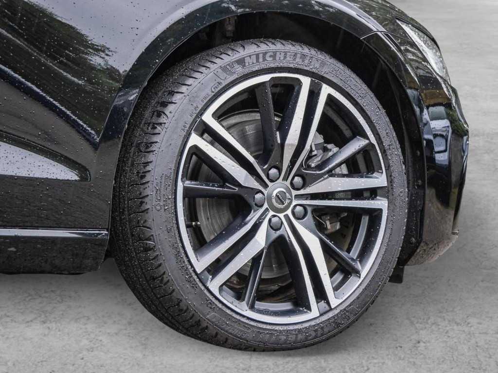 Volvo  T6 Recharge AWD R-Design Kam ACC SHZ