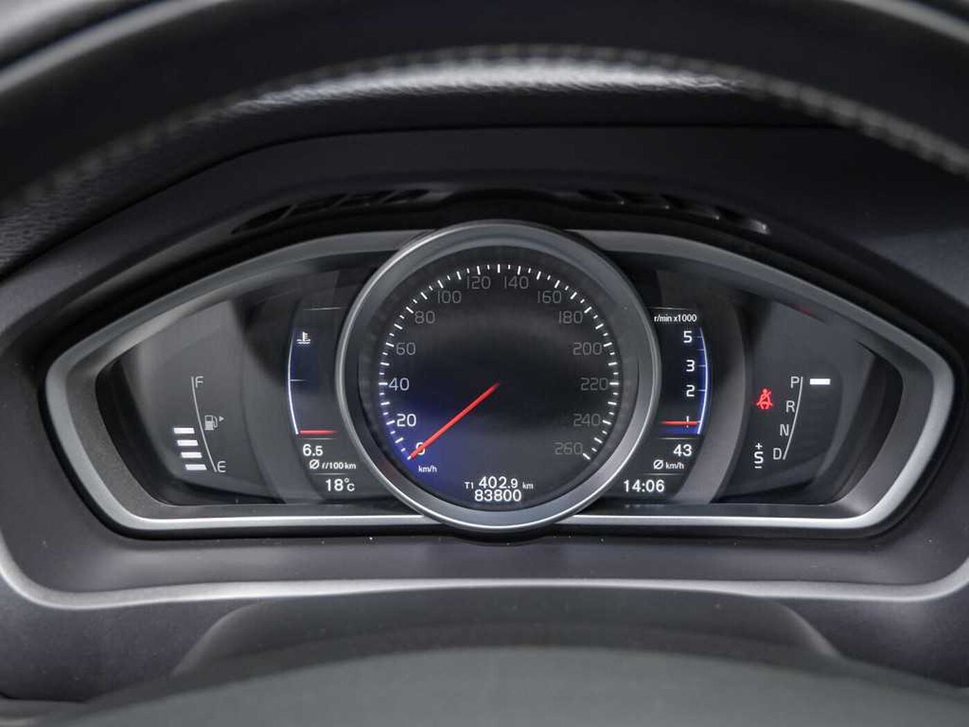 Volvo  D3 R-Design Geartronic Navi Pano SHZ