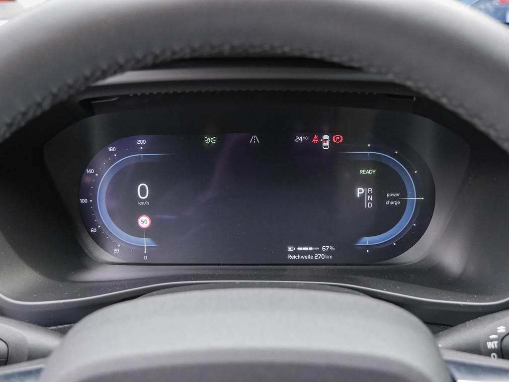 Volvo  Recharge Single Core 2WD SHZ