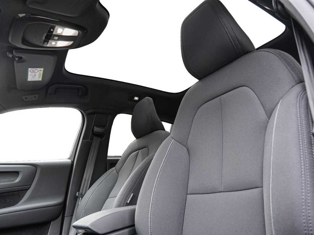 Volvo  Recharge Single Core 2WD SHZ
