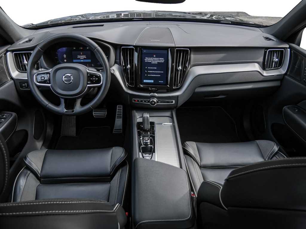 Volvo  T8 AWD R-Design Recharge AHK LUFT HUD