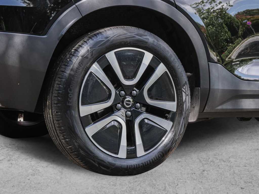 Volvo  T2 Momentum AHK NAVI KAM PANO