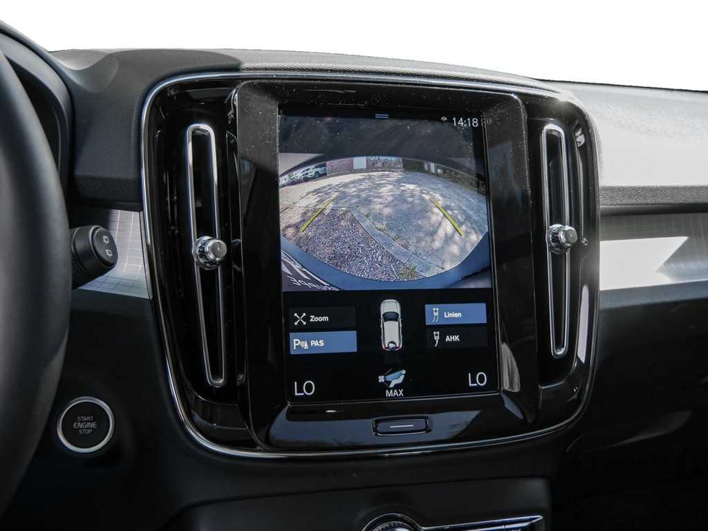 Volvo  T2 Momentum AHK NAVI KAM PANO