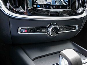 Volvo  Ultimate Dark ACC 360° Stdhzg Google Sport