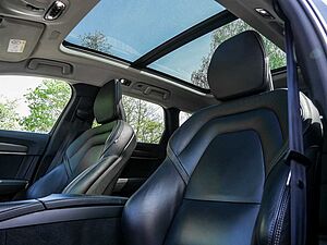 Volvo  Cross Country D5 Pro AWD Stdhzg Kam H-K Pano
