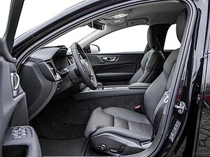 Volvo  B4 Plus Dark Navi ACC Kam SHZ LH BLIS