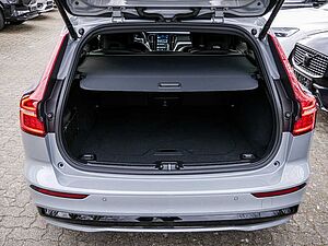 Volvo  B4 Plus Dark TH ACC BLIS Navi Kam SHZ LH