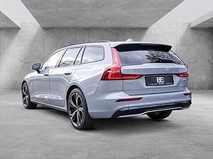 Volvo  B4 Plus Dark TH ACC BLIS Navi Kam SHZ LH