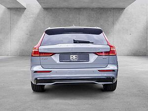 Volvo  B4 Plus Dark TH ACC BLIS Navi Kam SHZ LH