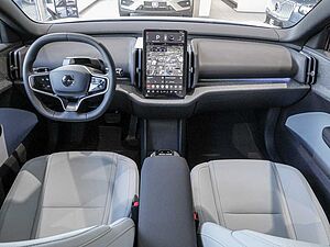 Volvo  AWD Ultra Pure Electric Pano 360° Navi