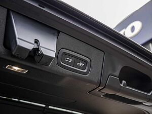 Volvo  T8 Inscription Recharge Plug-In Hybrid AWD ACC Pano Navi