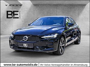 Volvo  B4 Plus Dark ACC SHZ Memory Kam