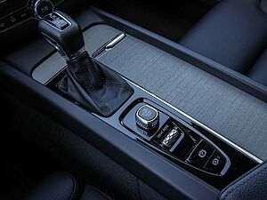 Volvo  D3 Geartronic Inscription AHK CD KAM NAVI
