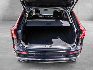 Volvo  T6 Recharge AWD Core Kam Stdhzg Pano