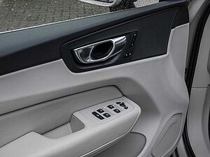 Volvo  D5 AWD Inscription Luft Kam Pano