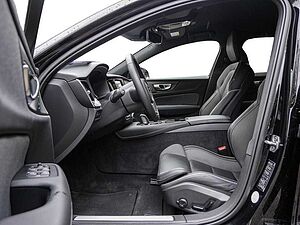 Volvo  T6 Recharge AWD R-Design Kam ACC SHZ