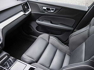 Volvo  T6 Recharge AWD R-Design Kam ACC SHZ