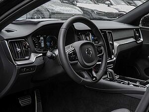 Volvo  T6 Recharge AWD R-Design Kam ACC SHZ