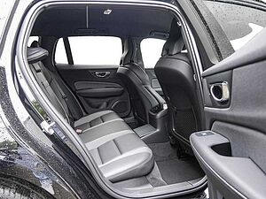Volvo  T6 Recharge AWD R-Design Kam ACC SHZ