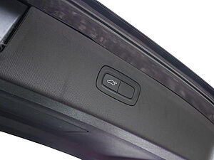 Volvo  D5 AWD Momentum Geartronic 7-Sitzer Navi AHK