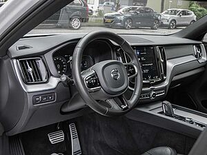 Volvo  T8 Twin Engine AWD R-Design Kam HUD ACC
