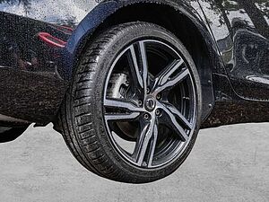 Volvo  D3 R-Design Geartronic Navi Pano SHZ
