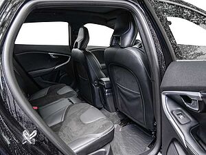 Volvo  D3 R-Design Geartronic Navi Pano SHZ