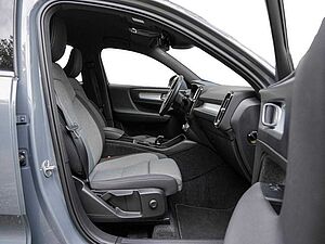 Volvo  T4 Core Recharge Plug-In Hybrid Navi AHK