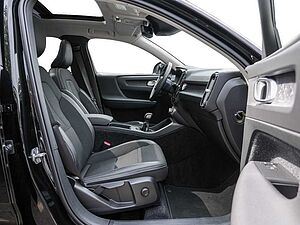 Volvo  T3 Momentum