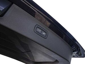 Volvo  B5 AWD R-Design Luft 22' HK Pano Licht