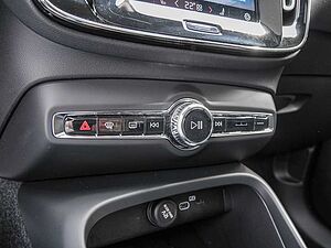 Volvo  Recharge Single Core 2WD SHZ
