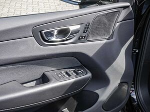 Volvo  T8 AWD R-Design Recharge AHK LUFT HUD