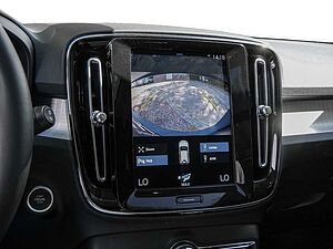 Volvo  T2 Momentum AHK NAVI KAM PANO