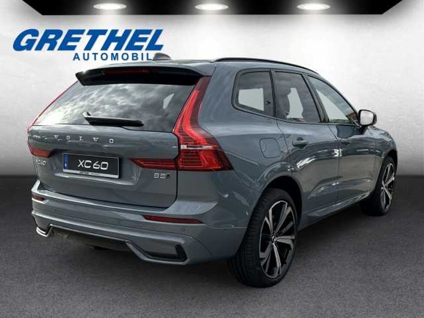 Volvo  Ultimate Dark AWD B5 Benzin EU6d