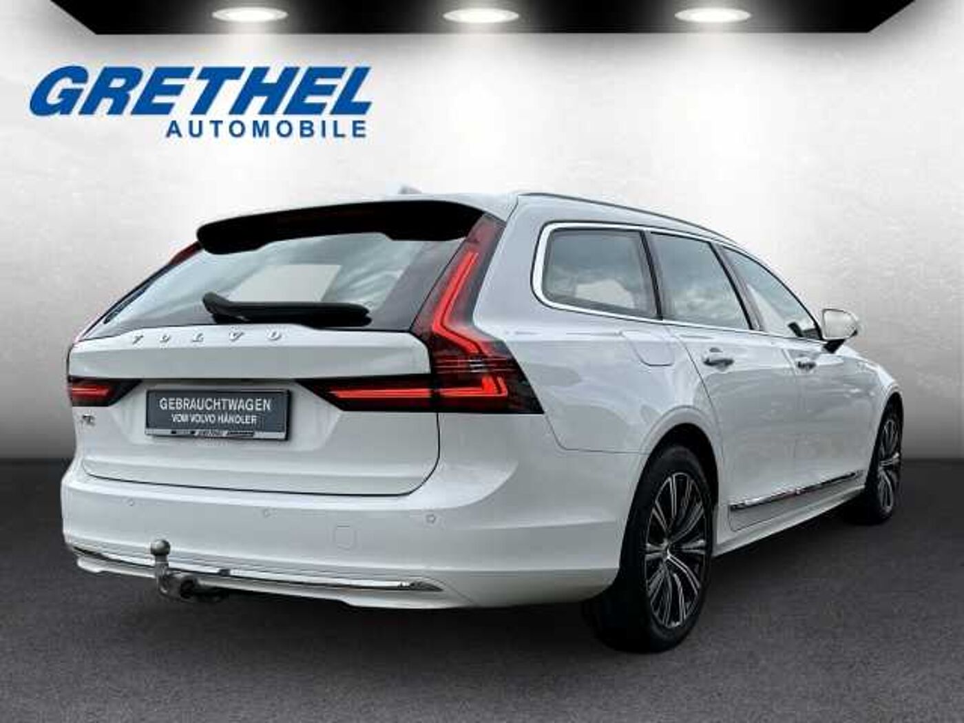 Volvo  Inscription Recharge Plug-In Hybrid AWD T8 Twin Engine StandHZG AHK-klappbar