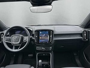 Volvo  Core Recharge Pure Electric 2WD P8 StandHZG Navi digitales Cockpit Soundsystem