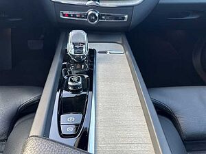 Volvo  Inscription Recharge Plug-In Hybrid AWD T8 Twin Engine EU6d