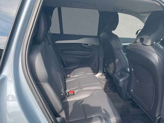 Volvo  B5 AWD Mild-Hybrid Plus Dark 7-Sitzer AHK