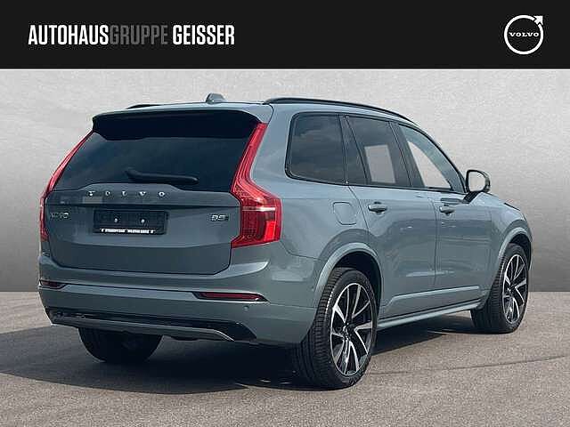 Volvo  B5 AWD Mild-Hybrid Plus Dark 7-Sitzer AHK