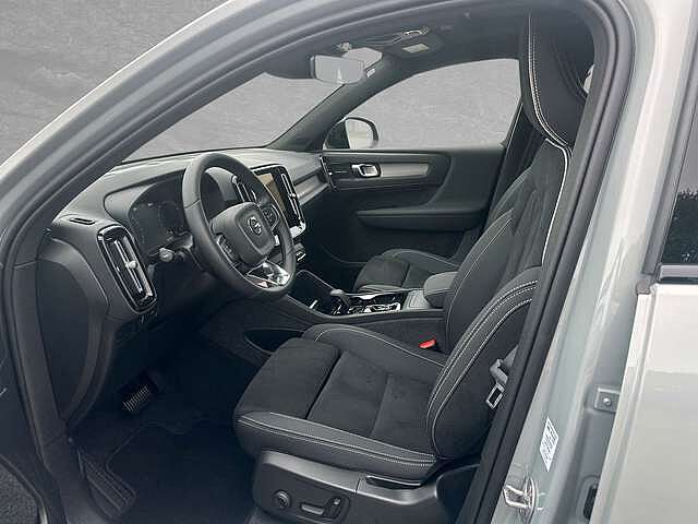 Volvo  T2 Automatik Plus Dark ACC BLIS SD LED
