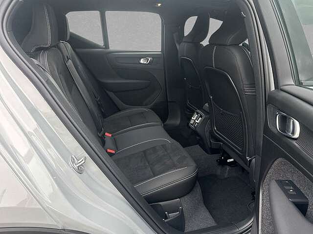 Volvo  T2 Automatik Plus Dark ACC BLIS SD LED