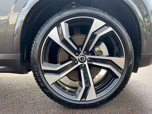 Volvo  T8 AWD Ultra Bright 7-Sitzer AHK ACC BLIS