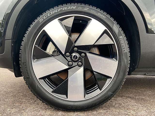 Volvo  Recharge Single Ultimate ACC BLIS LED