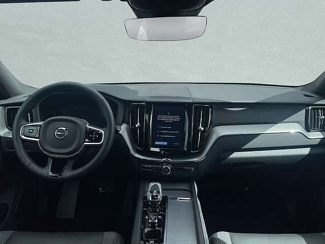 Volvo  B5 AWD Mild-Hybrid Plus Dark AHK ACC BLIS