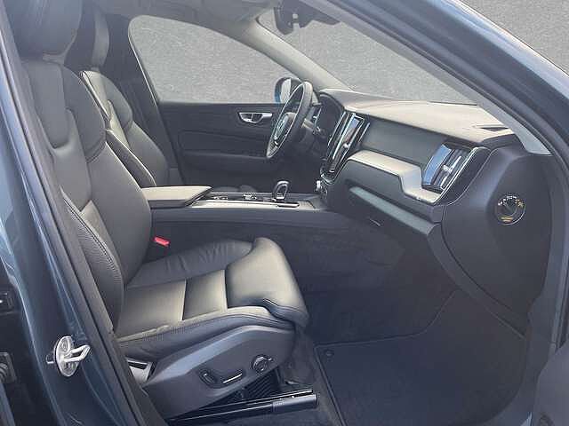 Volvo  T8 Plug-in Hybrid AWD Plus Dark ACC BLIS