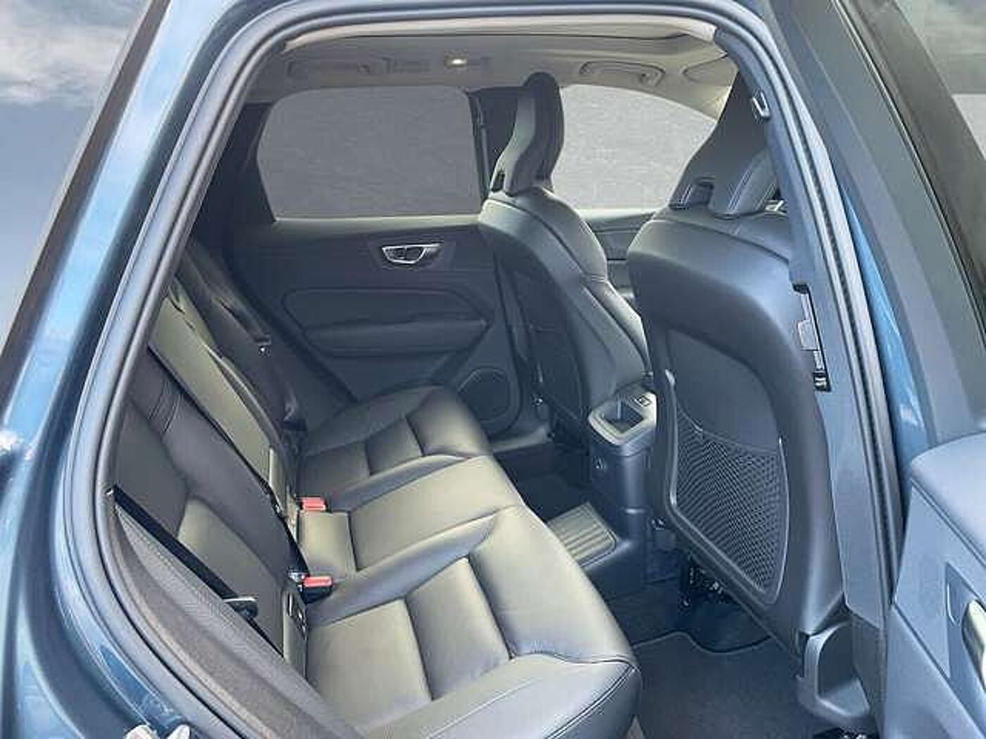Volvo  T8 Plug-in Hybrid AWD Plus Dark ACC BLIS