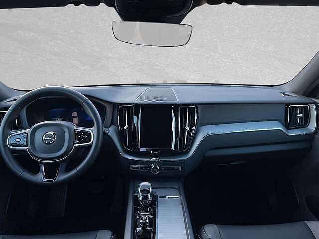 Volvo  B4 Mild-Hybrid Plus Dark AHK ACC BLIS